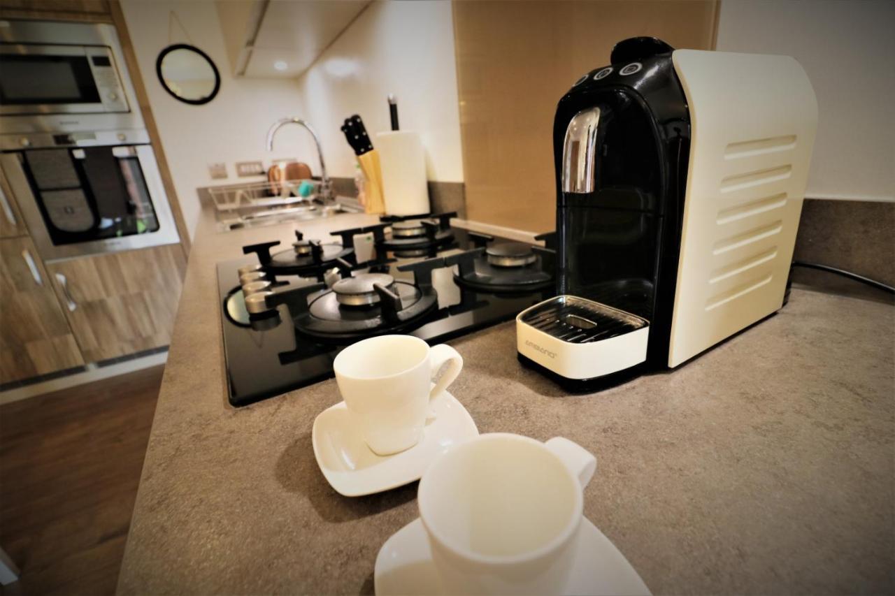 The Oatland - Luxury House With Private Garden & Parking Holiday home Glasgow