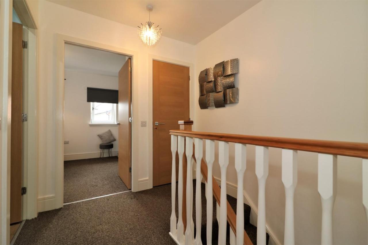 Holiday home The Oatland - Luxury House With Private Garden & Parking Glasgow