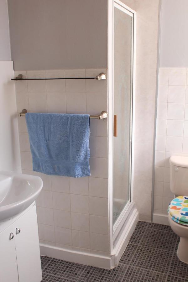 Manor Park Guest house 3*