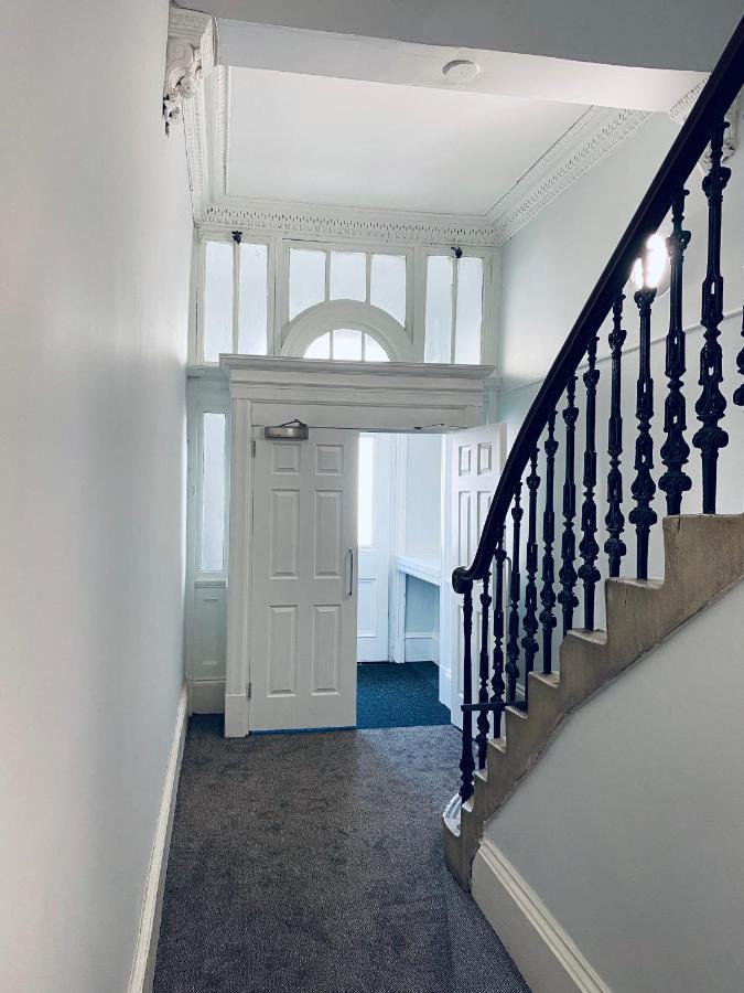 Bright & Cosy City Apartment Glasgow