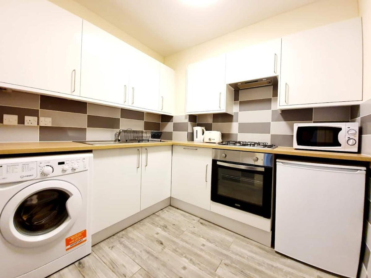 Apartment Gorgeous, Light & Airy In The Heart Of The West End, Close To Sec And Hydro Glasgow