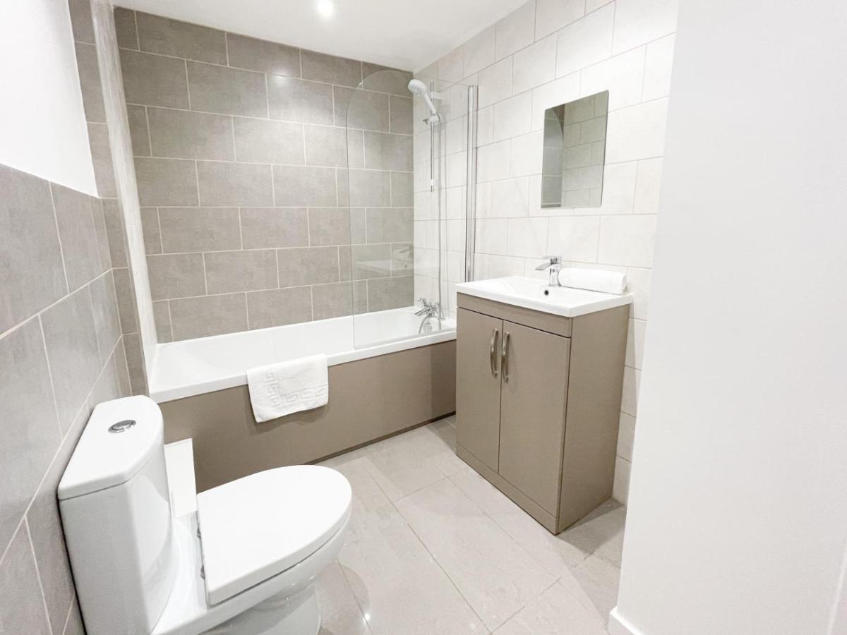 Renovated 1 Bedroom Next To Centre Glasgow
