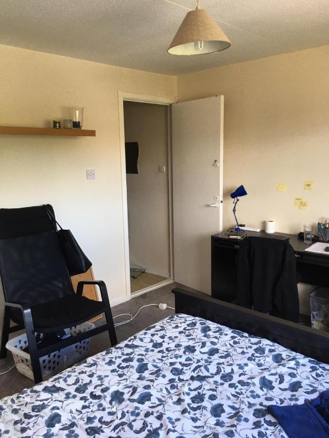 Guest house Cosy Double Bedroom In Centre Glasgow