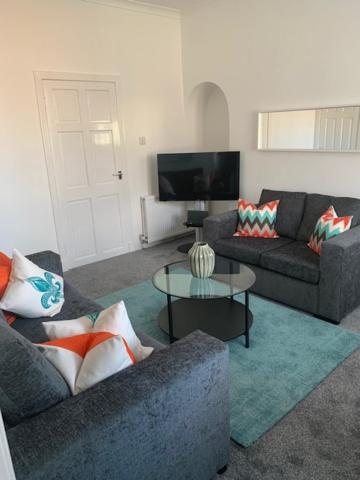 Holiday home Gladsmuir House *