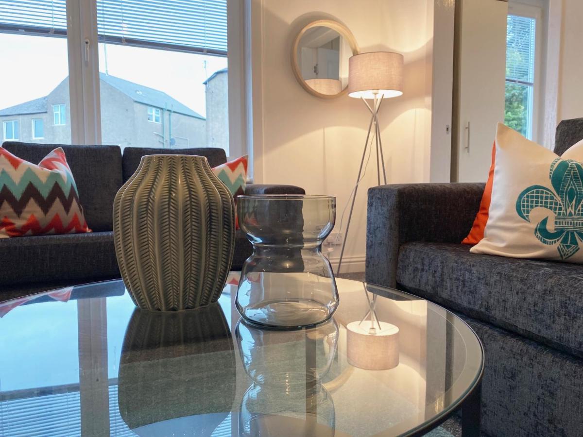 Holiday home Gladsmuir House *