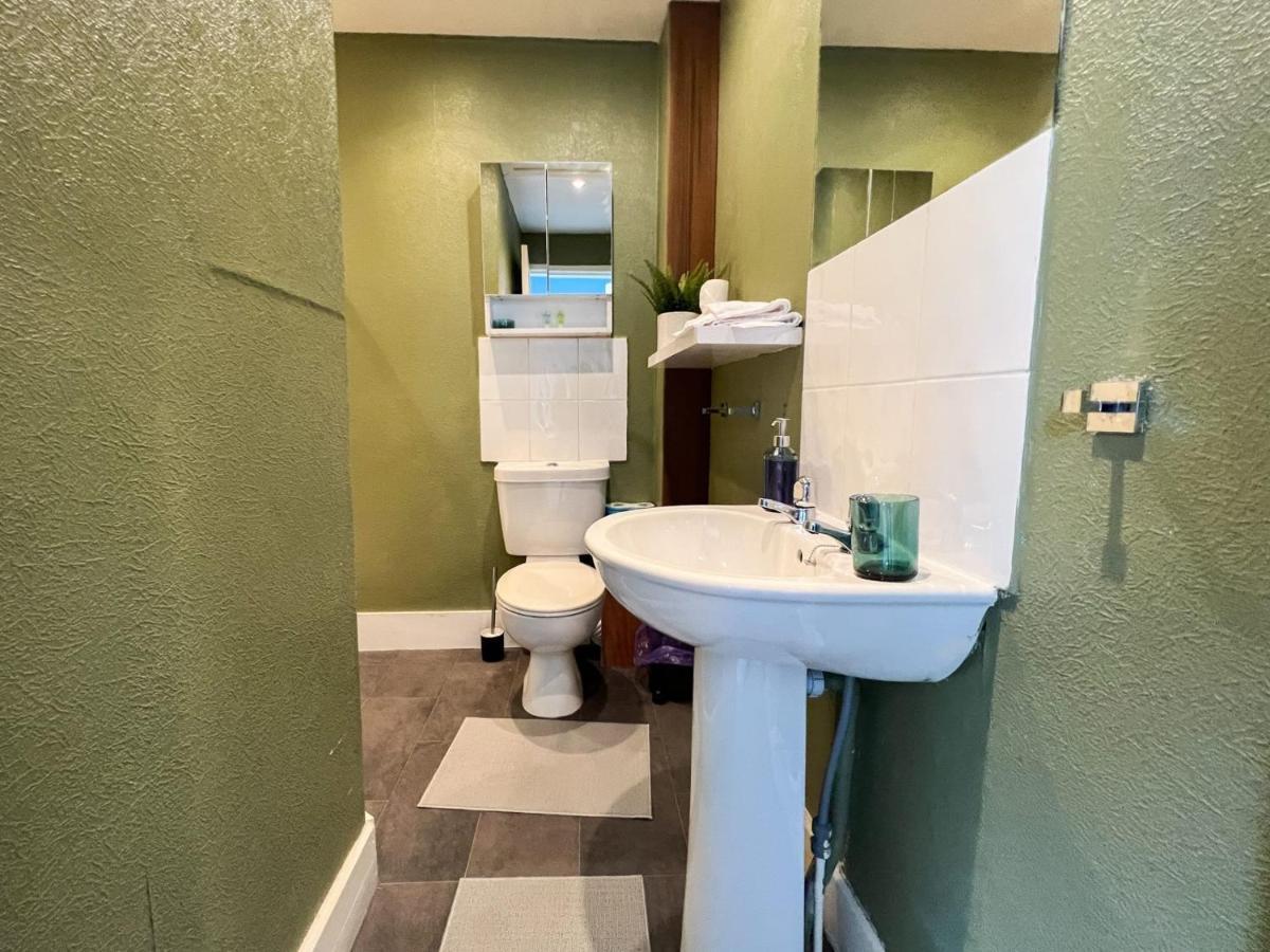 West End Studio Apartment Glasgow