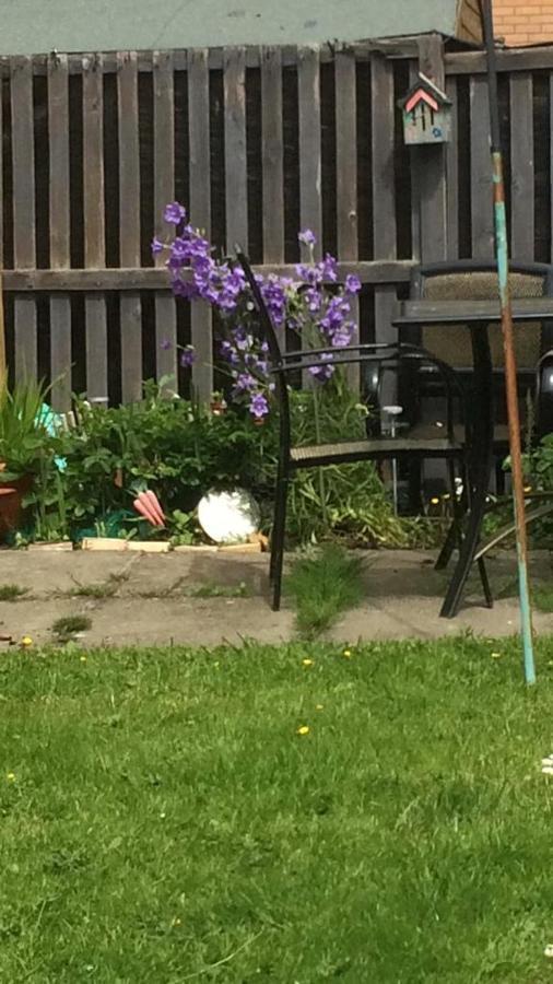 Hardgate Gardens * Glasgow