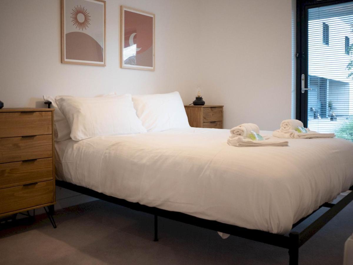 Pass The Keys Lovely New 2-bed Sec, Hydro, Finnieston With Parking *