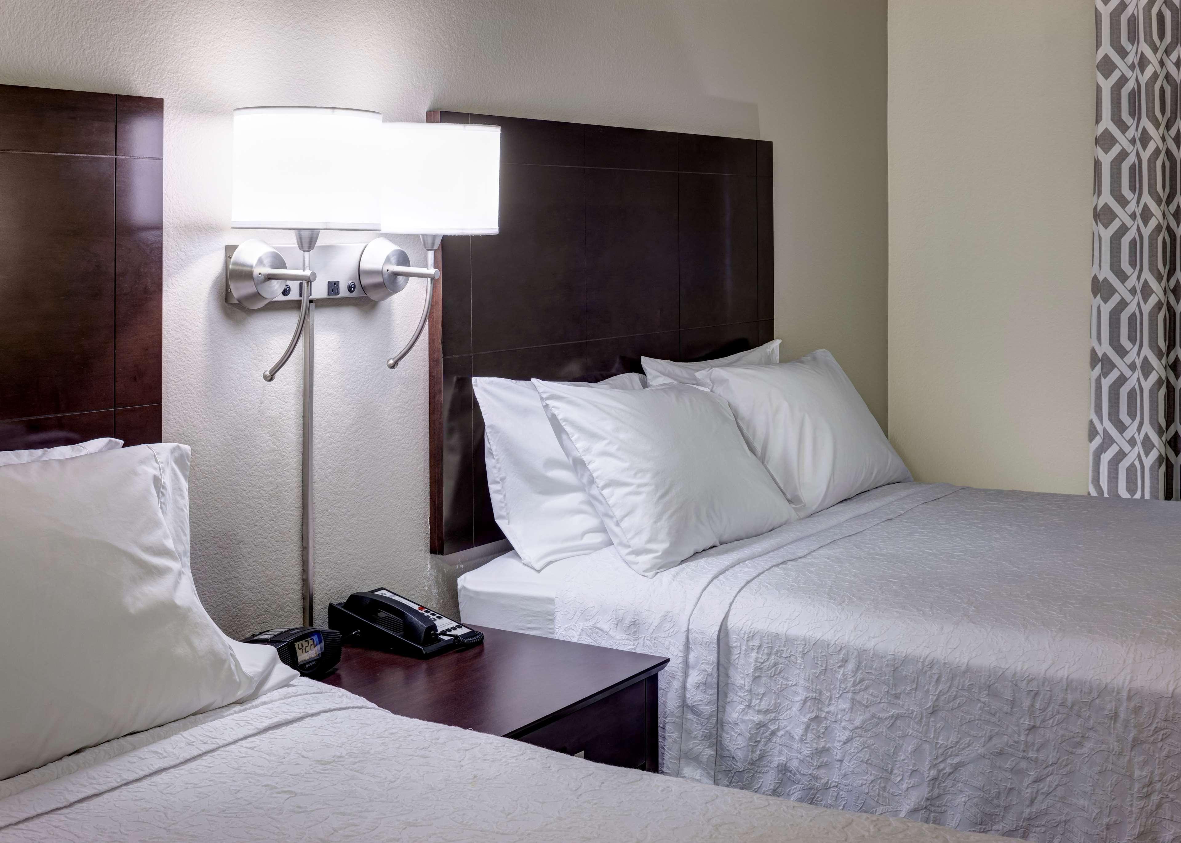Hilton Hotel 4*