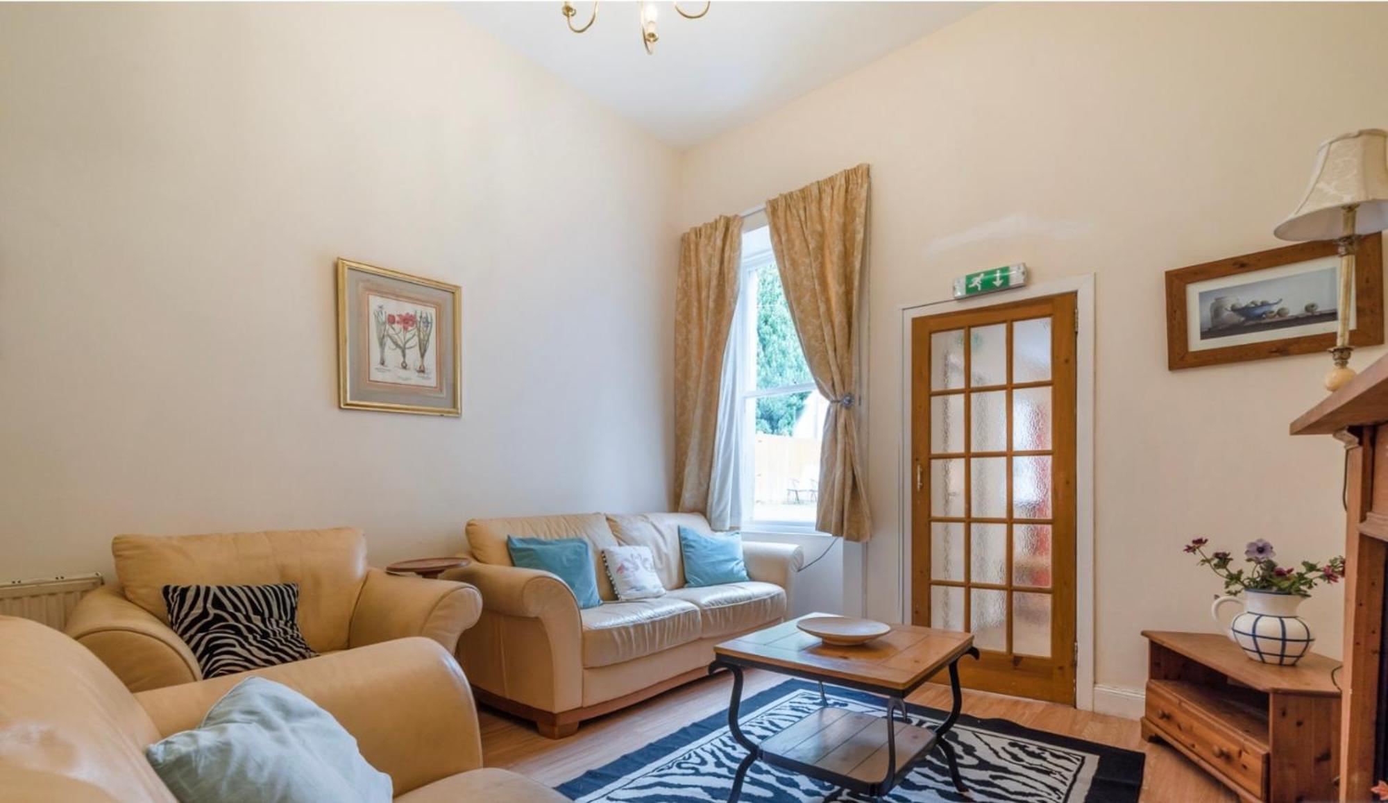 Apartment Newhall Glasgow