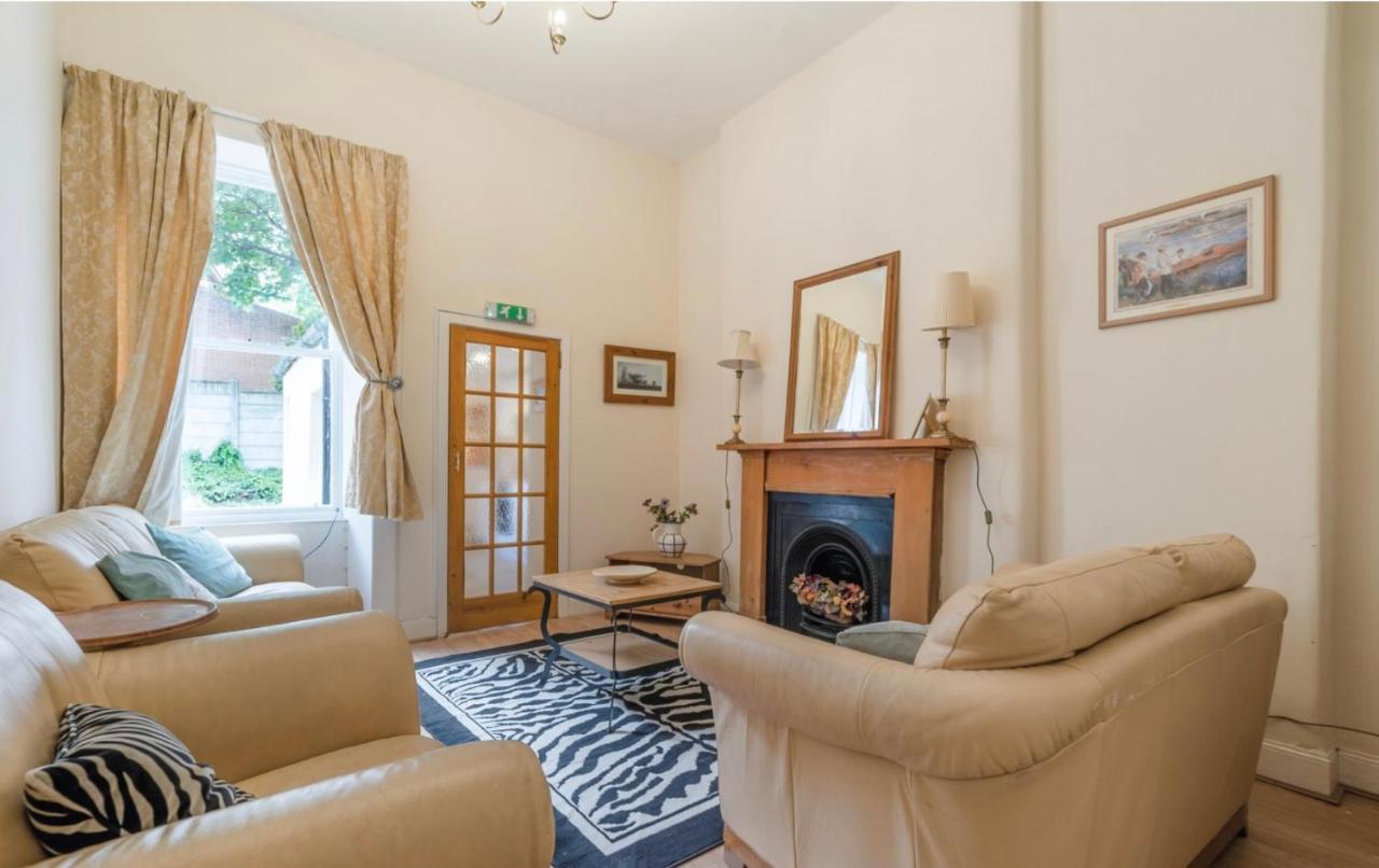 Newhall Apartment Glasgow