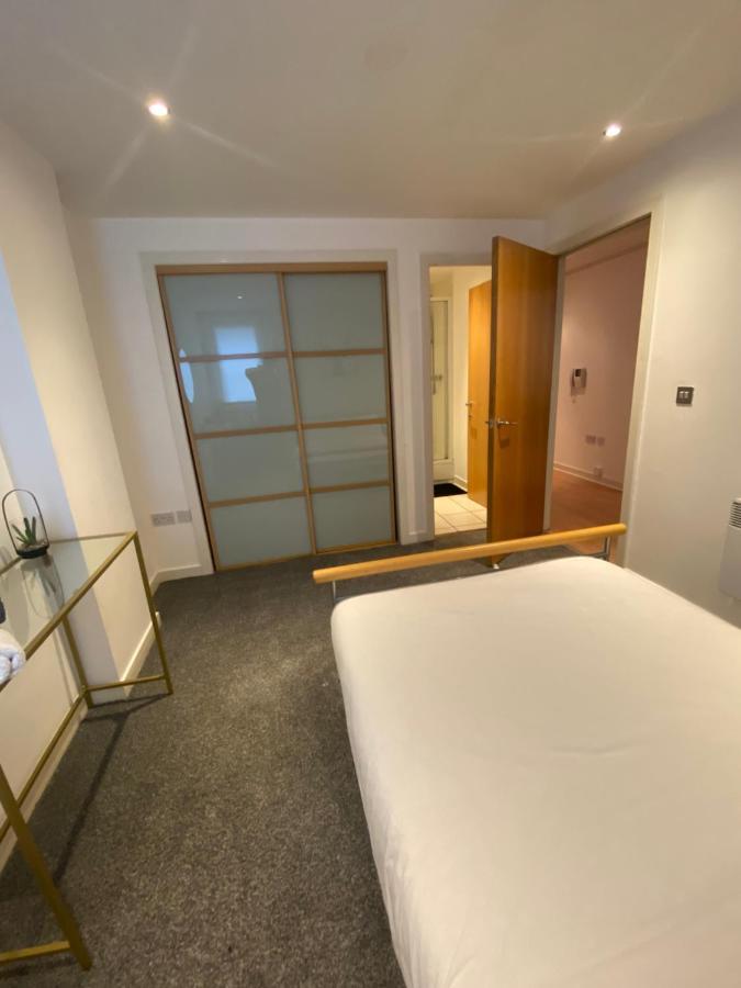 Secc&hydro Beautiful 2br With Free Parking Apartment