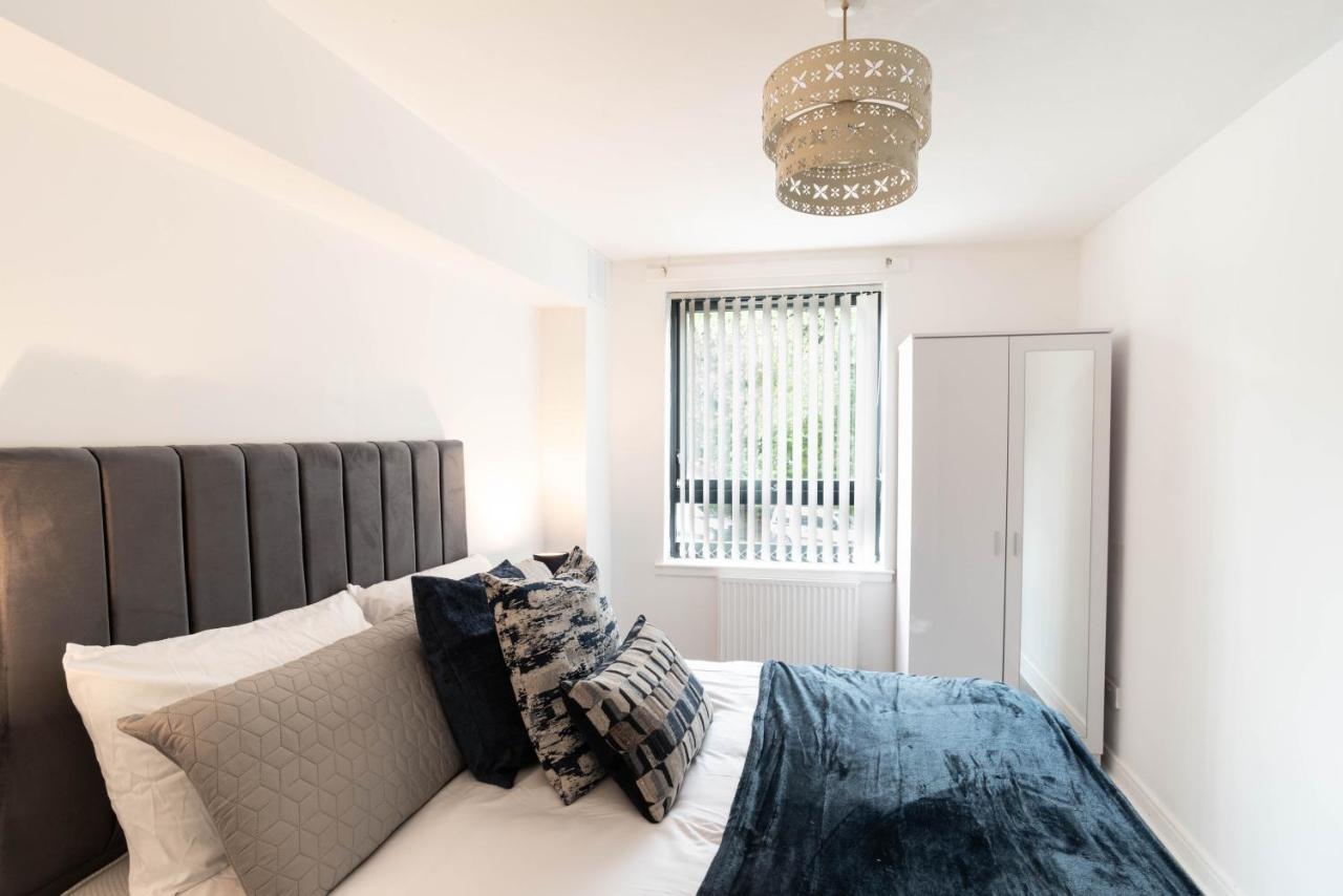Apartment Lovely 5 Minutes From Centre, West End And Hydro