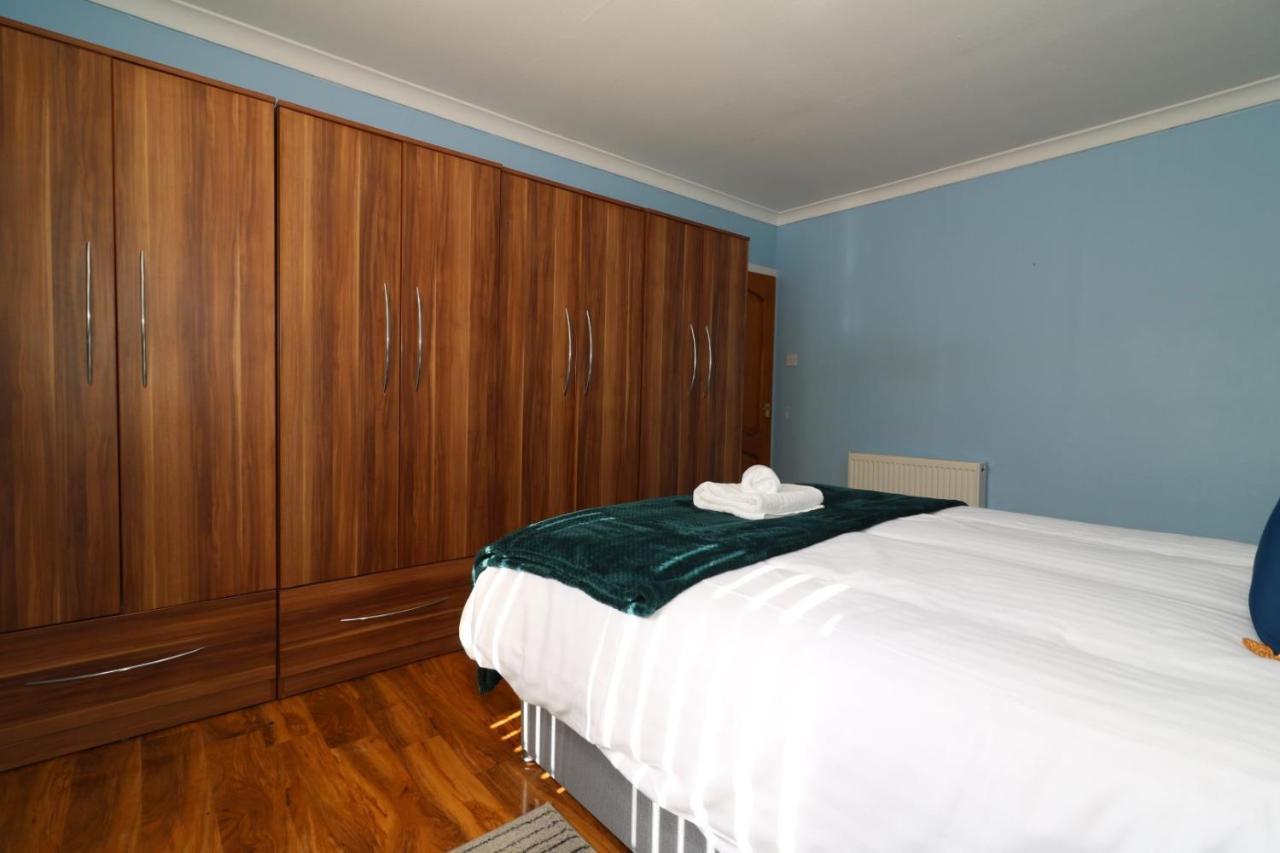 Signature - Dumbreck House Apartment *
