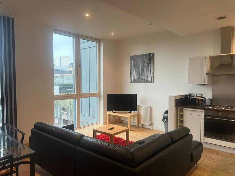 Modern 2bd2bath Citycentre Apartment