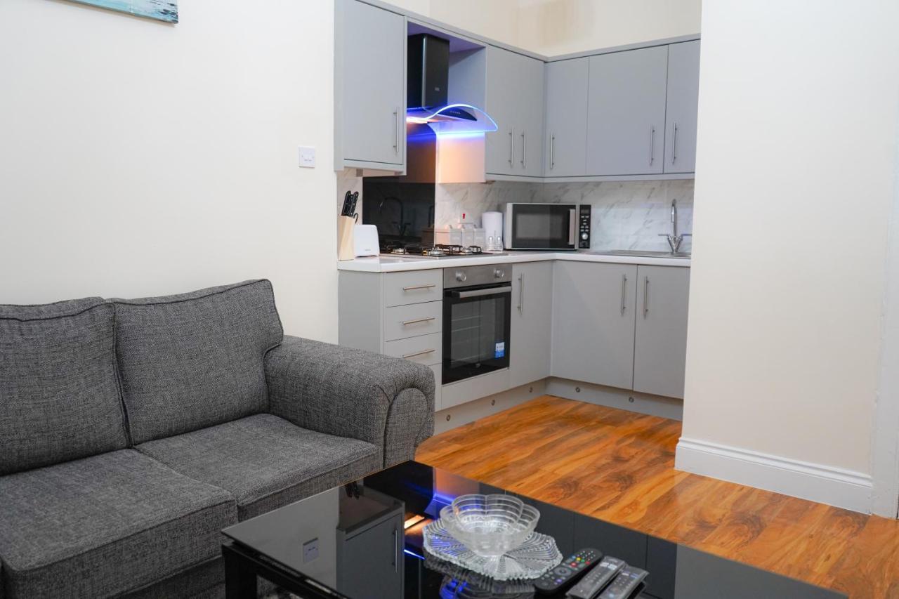 - 2 Bedroom Apartment