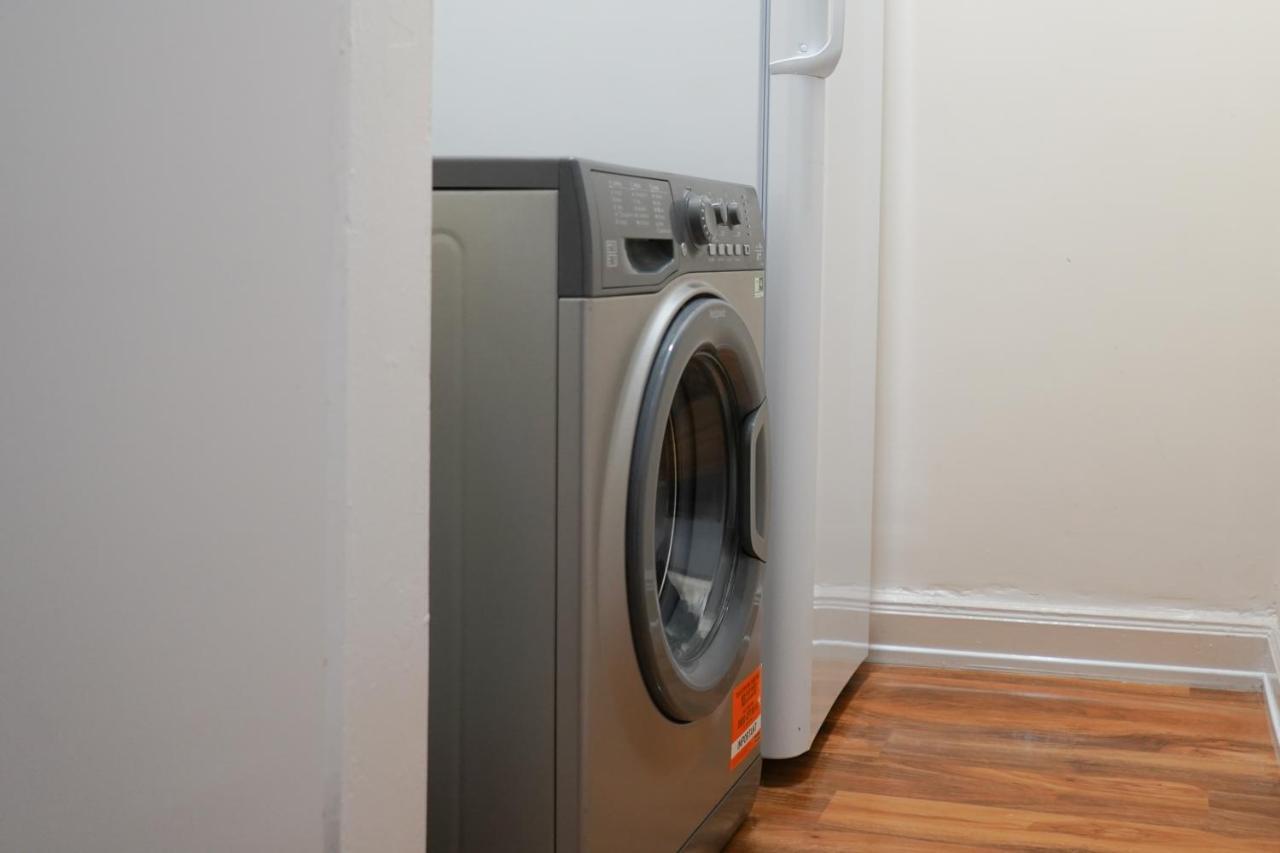 - 2 Bedroom Apartment Glasgow