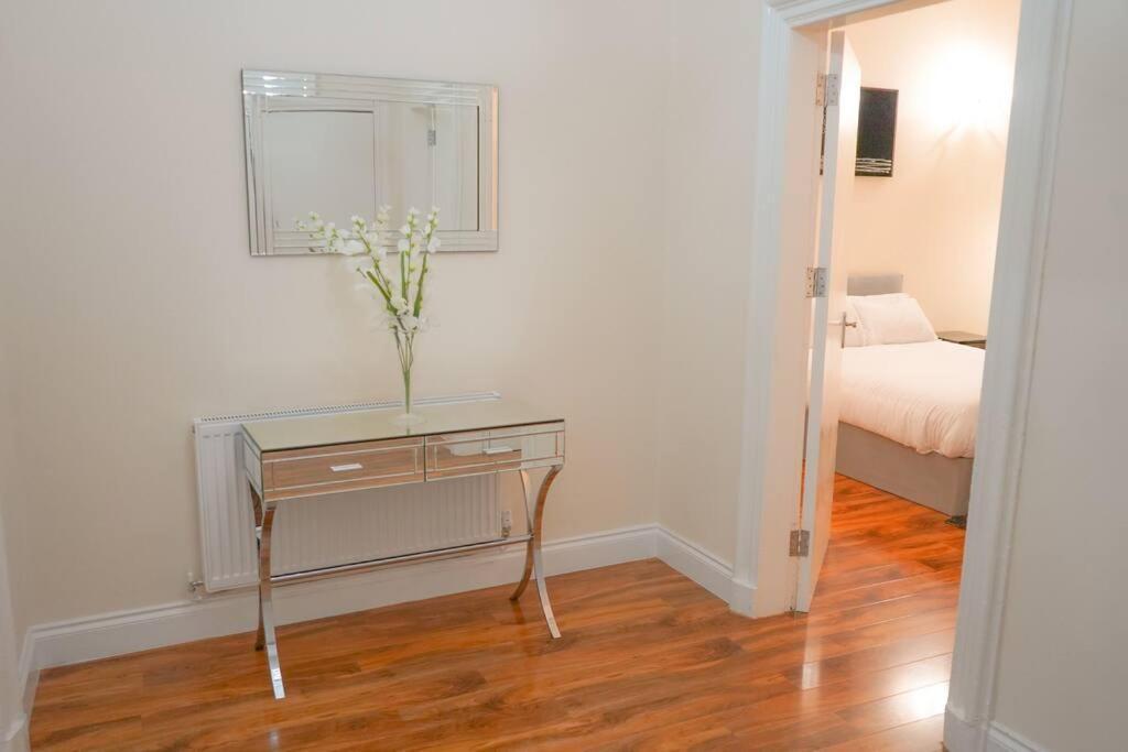 Apartment - 2 Bedroom Glasgow