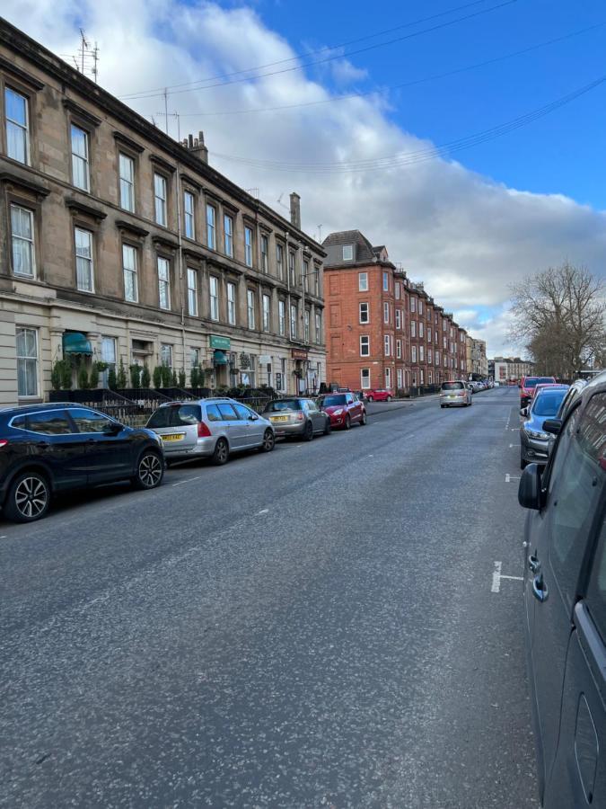 Sauchiehall Street West End Apartment Glasgow