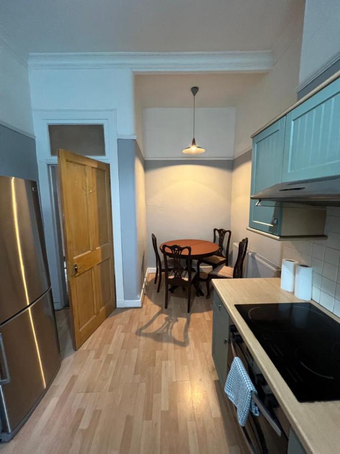 Sauchiehall Street West End Apartment *