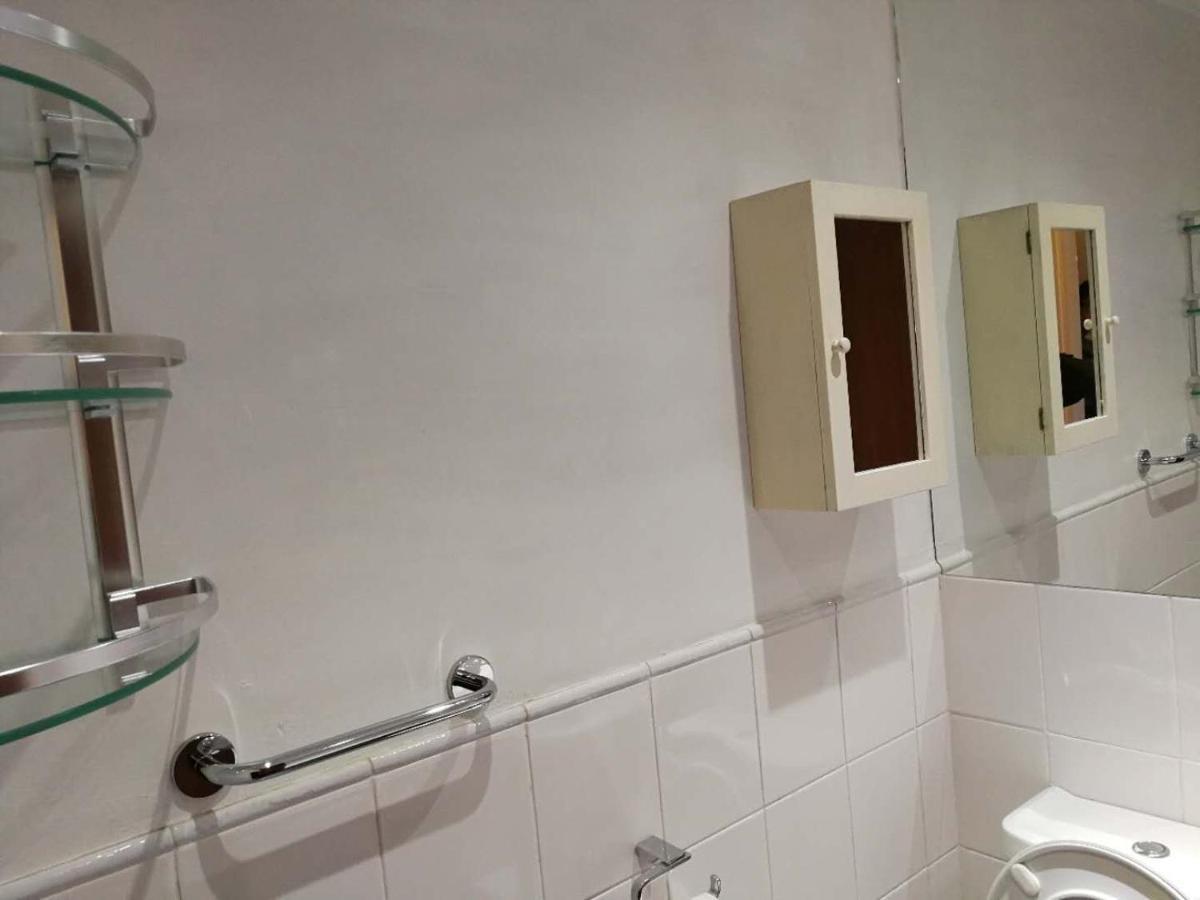 Guest house Private Double Bedroom In Centre Glasgow