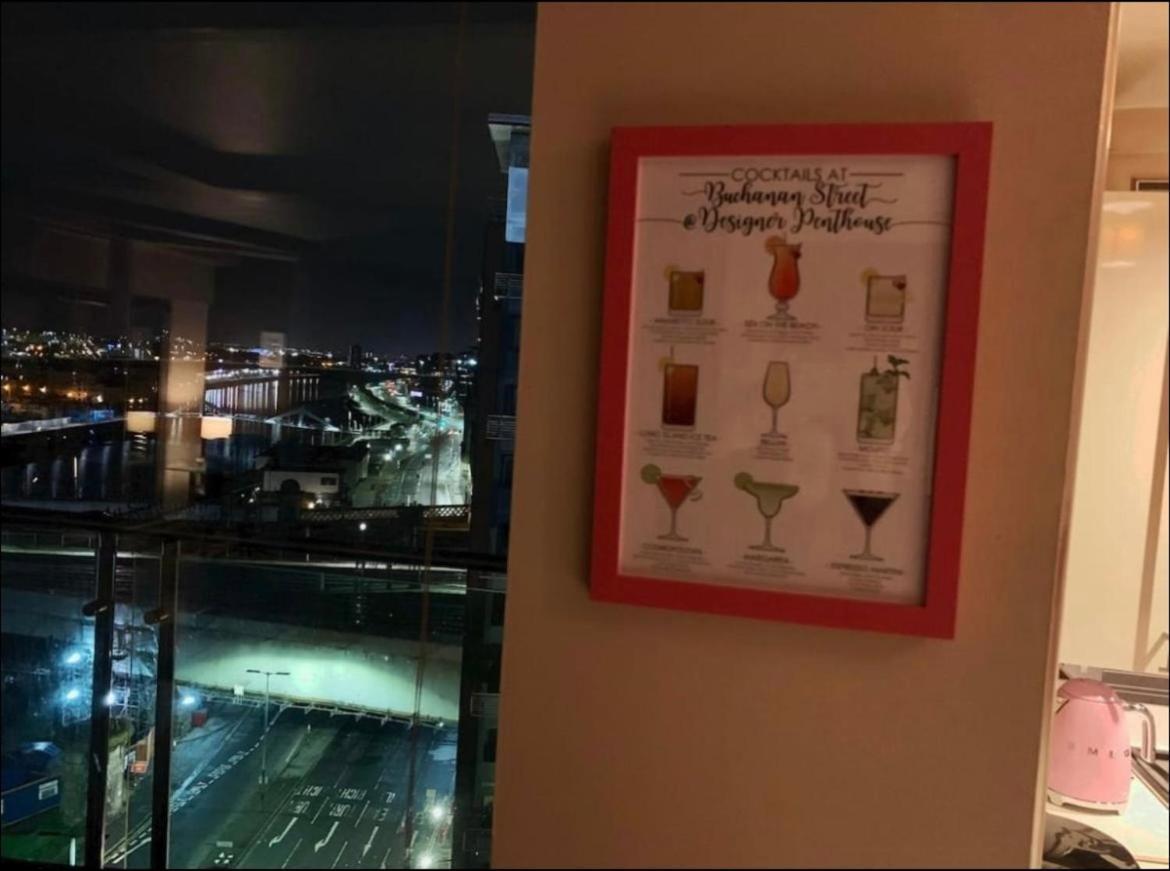 Designer Penthouse With Riverviews - G1 Centre, 3 Bedrooms, 2 Bathrooms, 1 Living / Kitchen. Full Floor, Wrap Around Terrace, Panoramic Views, Off Station / Buchanan Street * Glasgow