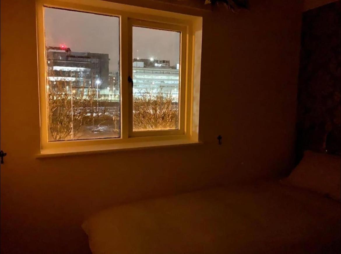 Apartment City Centre Flat With River Views And Parking