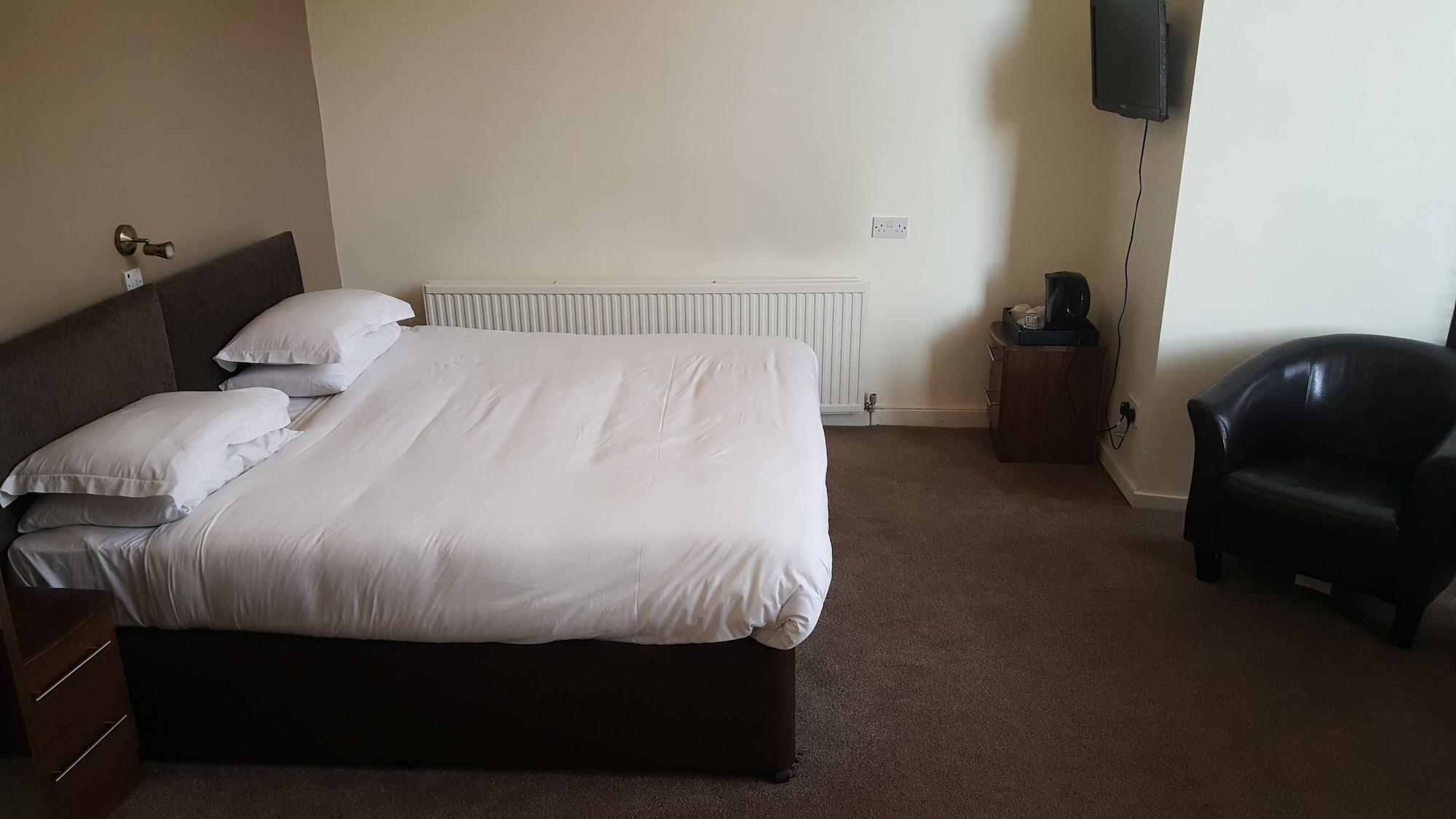 Mclays Hotel