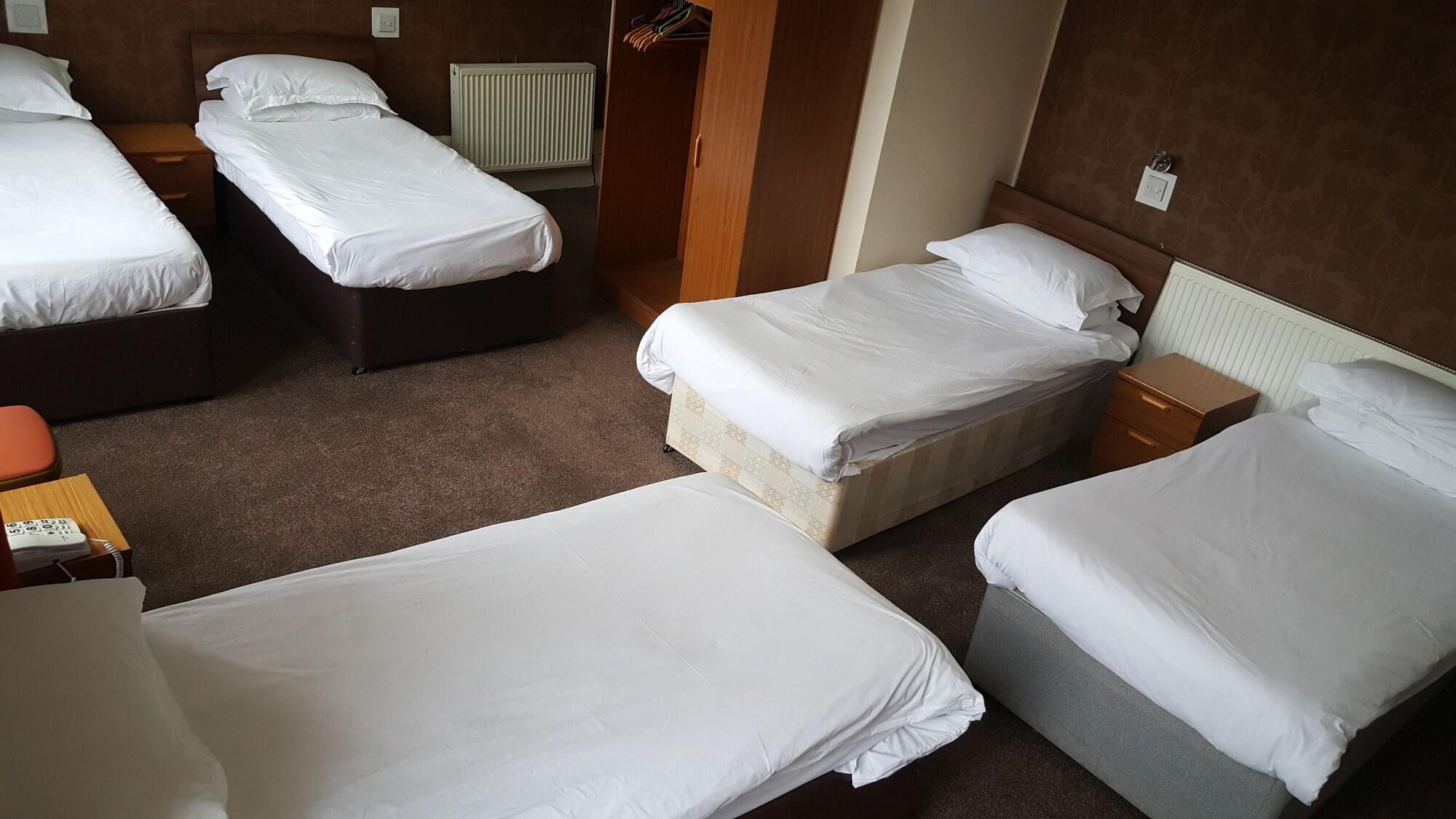 Hotel Mclays