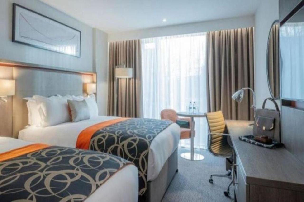 Clayton Hotel 4*