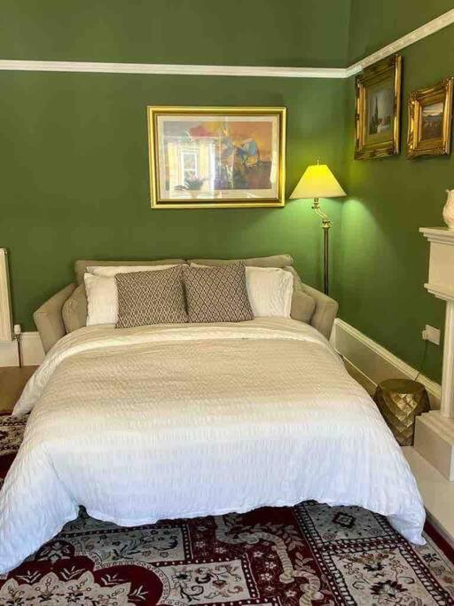 Apartment Luxury Victorian Spacious Flat *