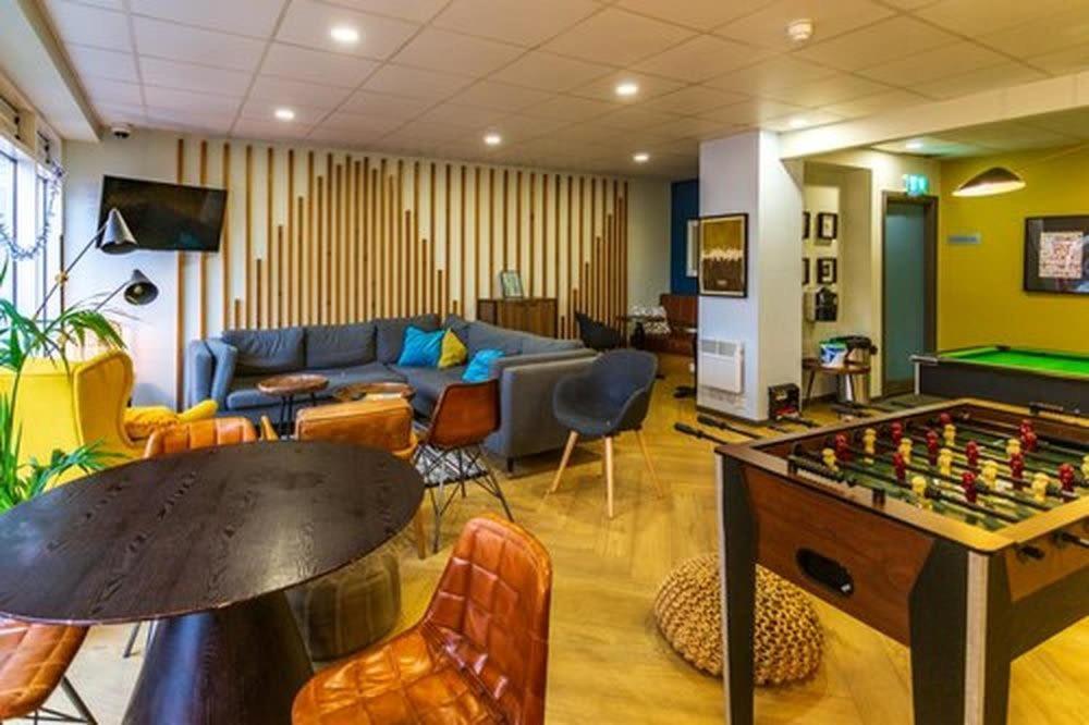 Modern Stylish Ensuite At Student Roost Buchanan View In For Students Only Apartment *