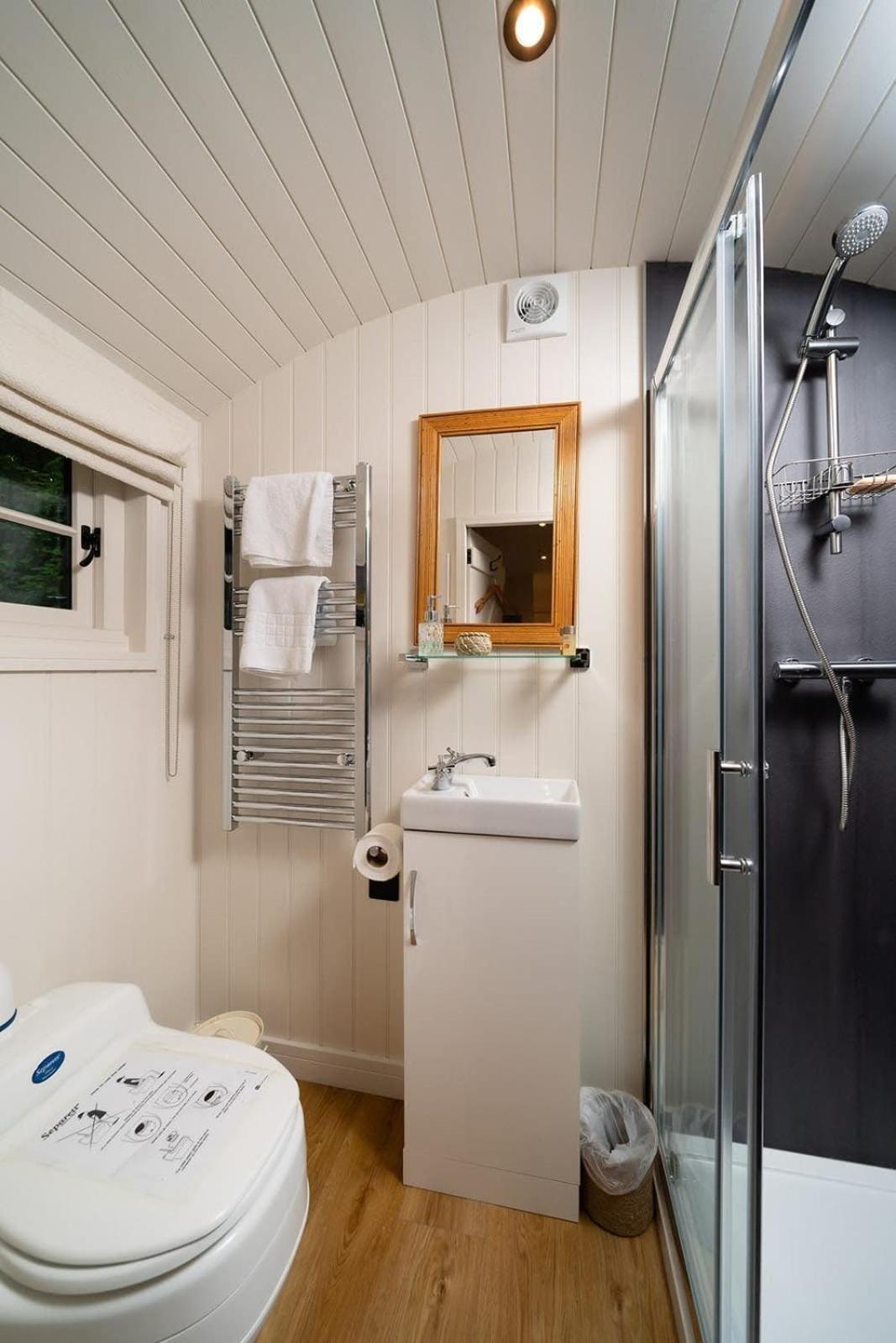 Shepherd's Rest Luxurious Hideaway Glasgow