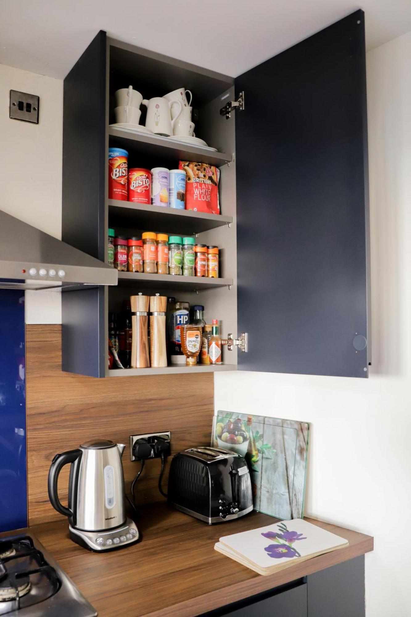 Number1townhouse With Private Balcony & Parking Apartment