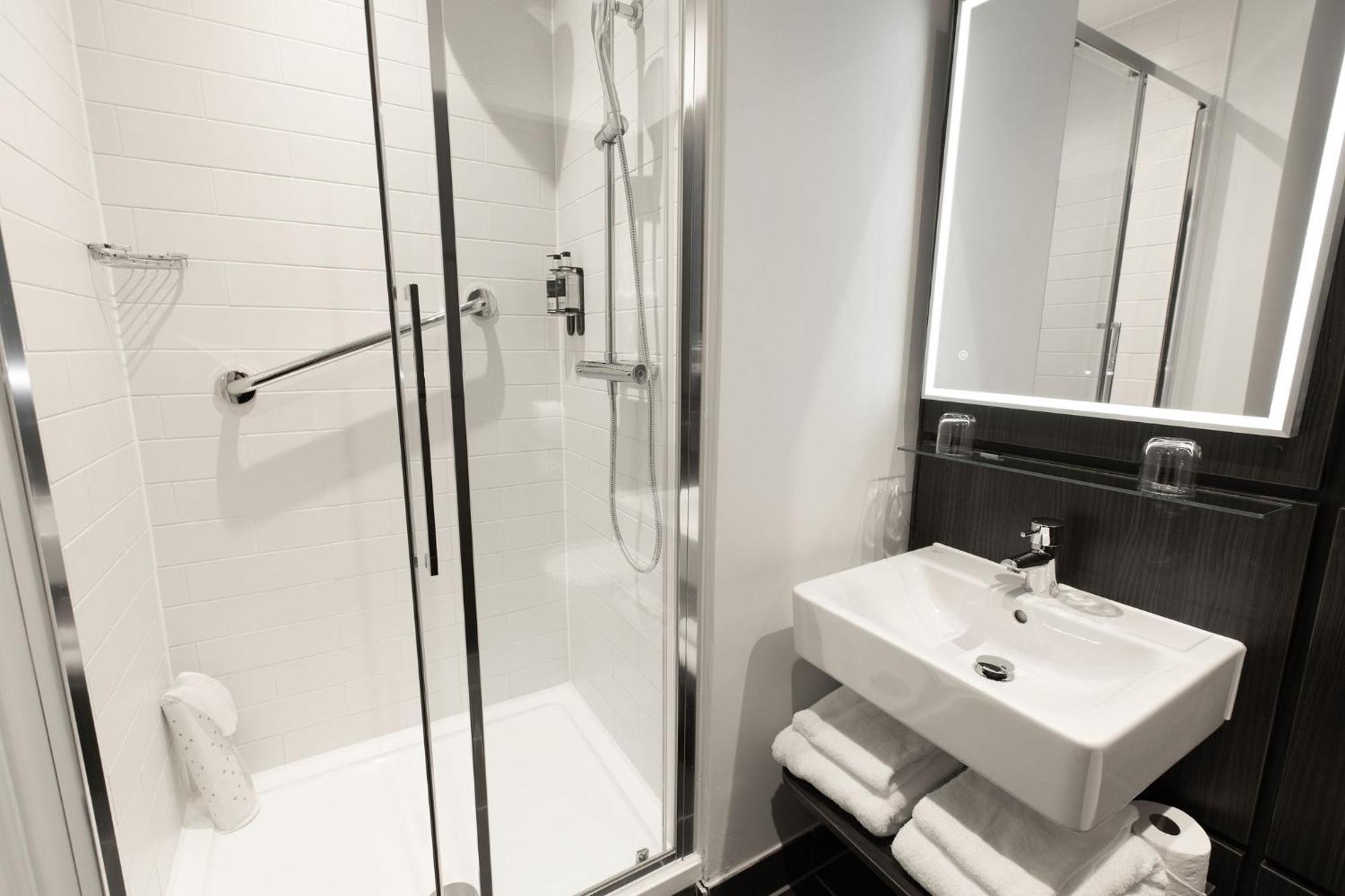 Hotel The Address 4*