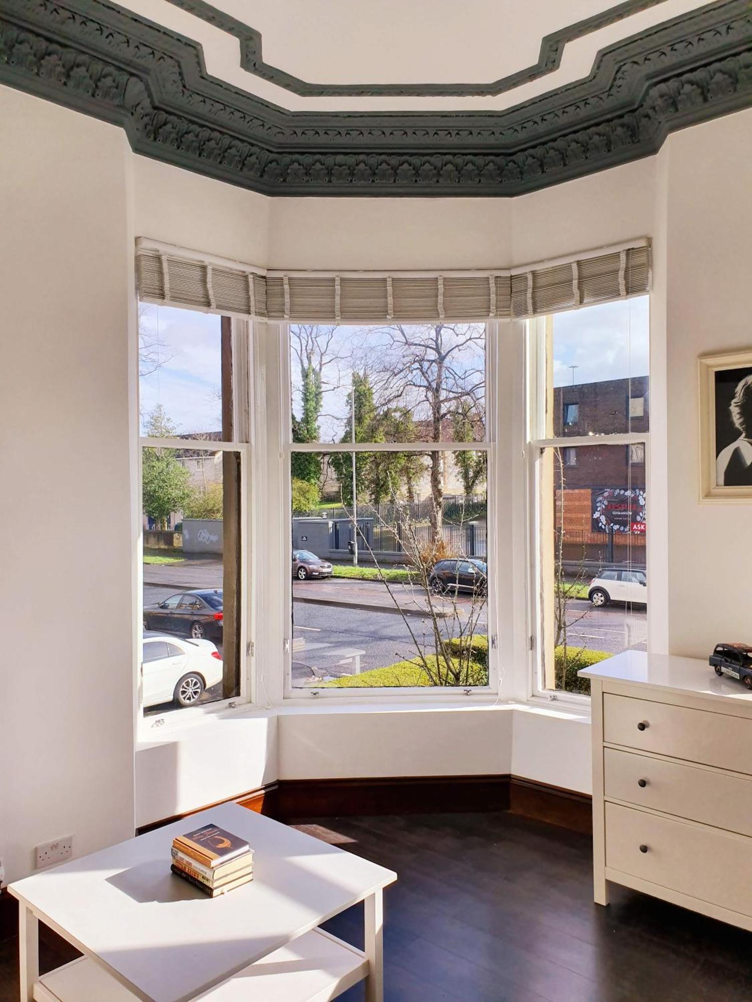 Apartment Studio Paisley Road West *