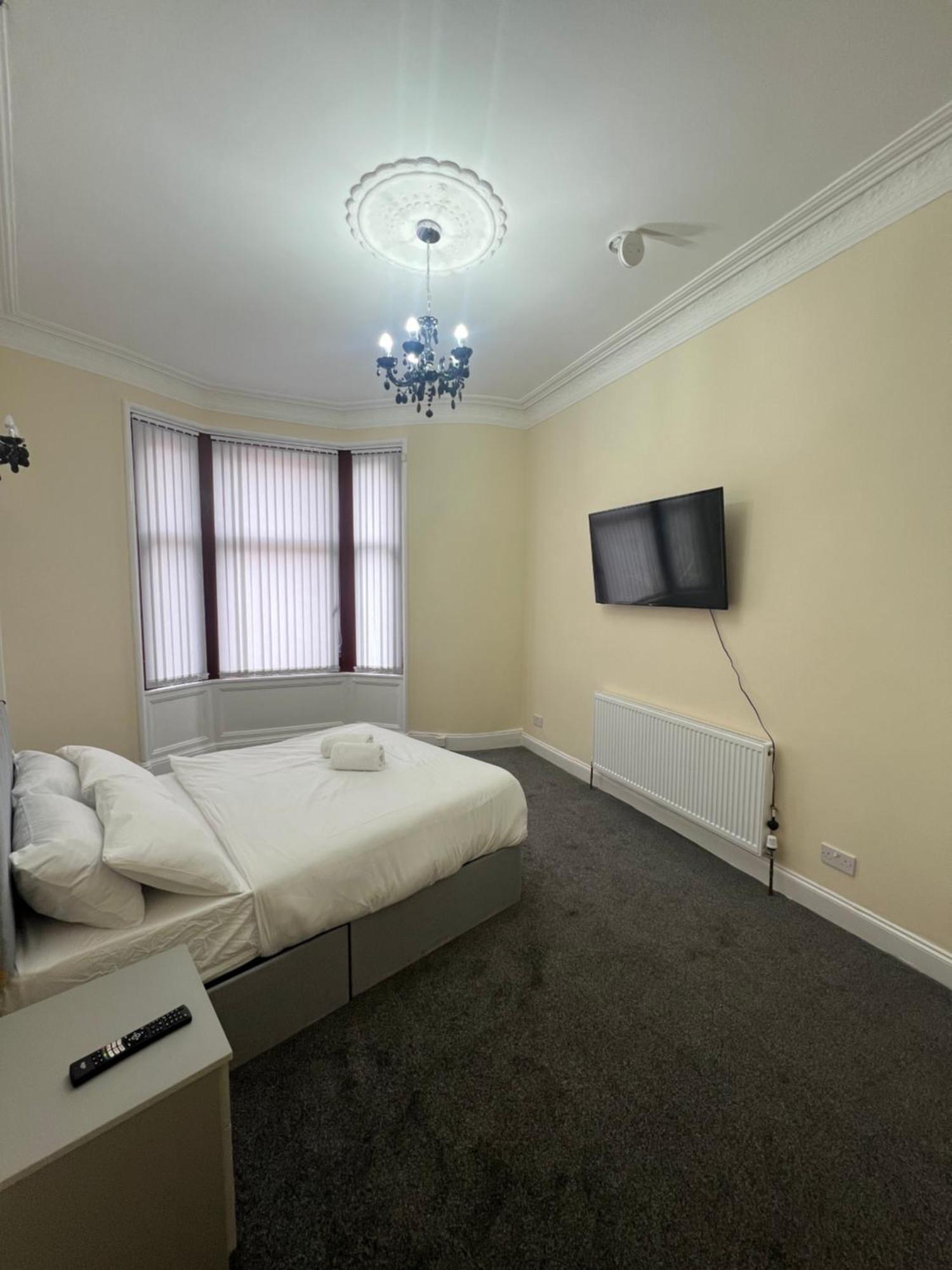 Apartment South 2 Bedroom Glasgow