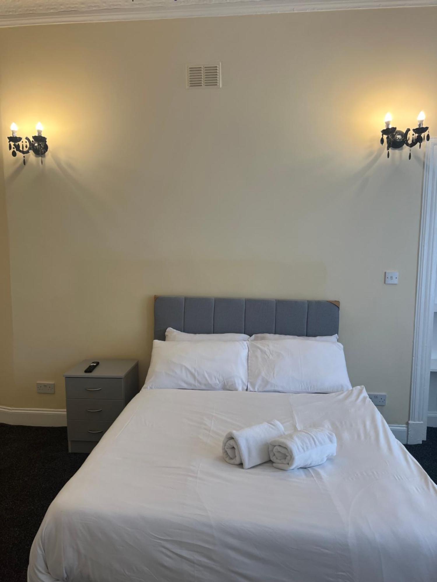 South 2 Bedroom Apartment