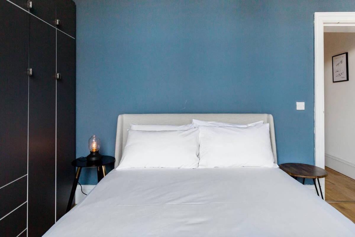 Apartment Incredible Contemporary Flat In Heart Of West End