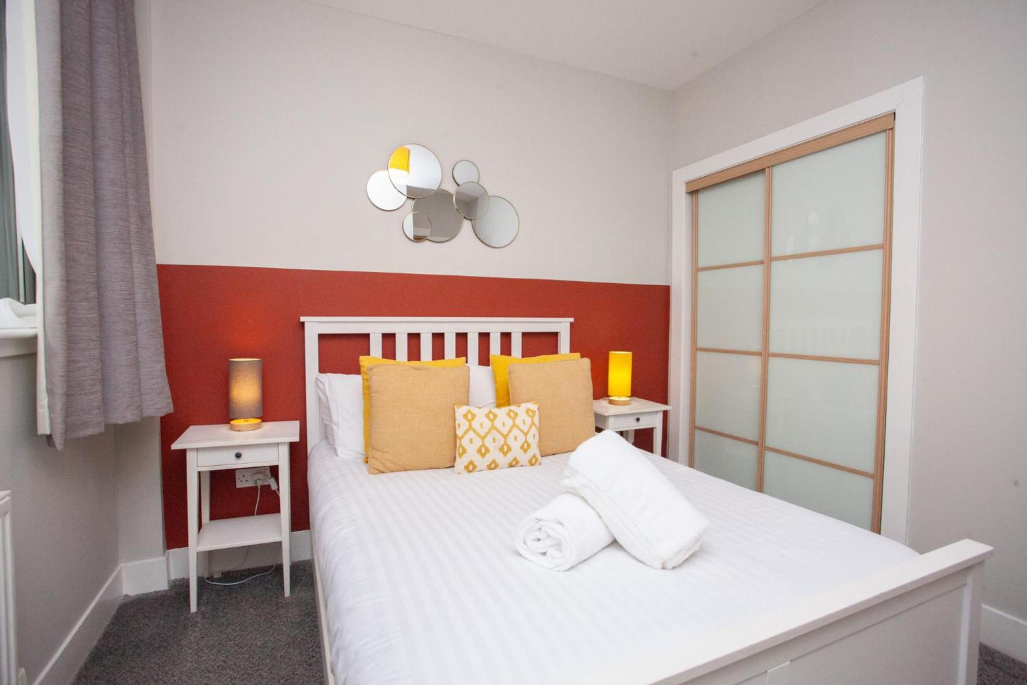 1 Bedroom Flat In The Heart Of Merchant