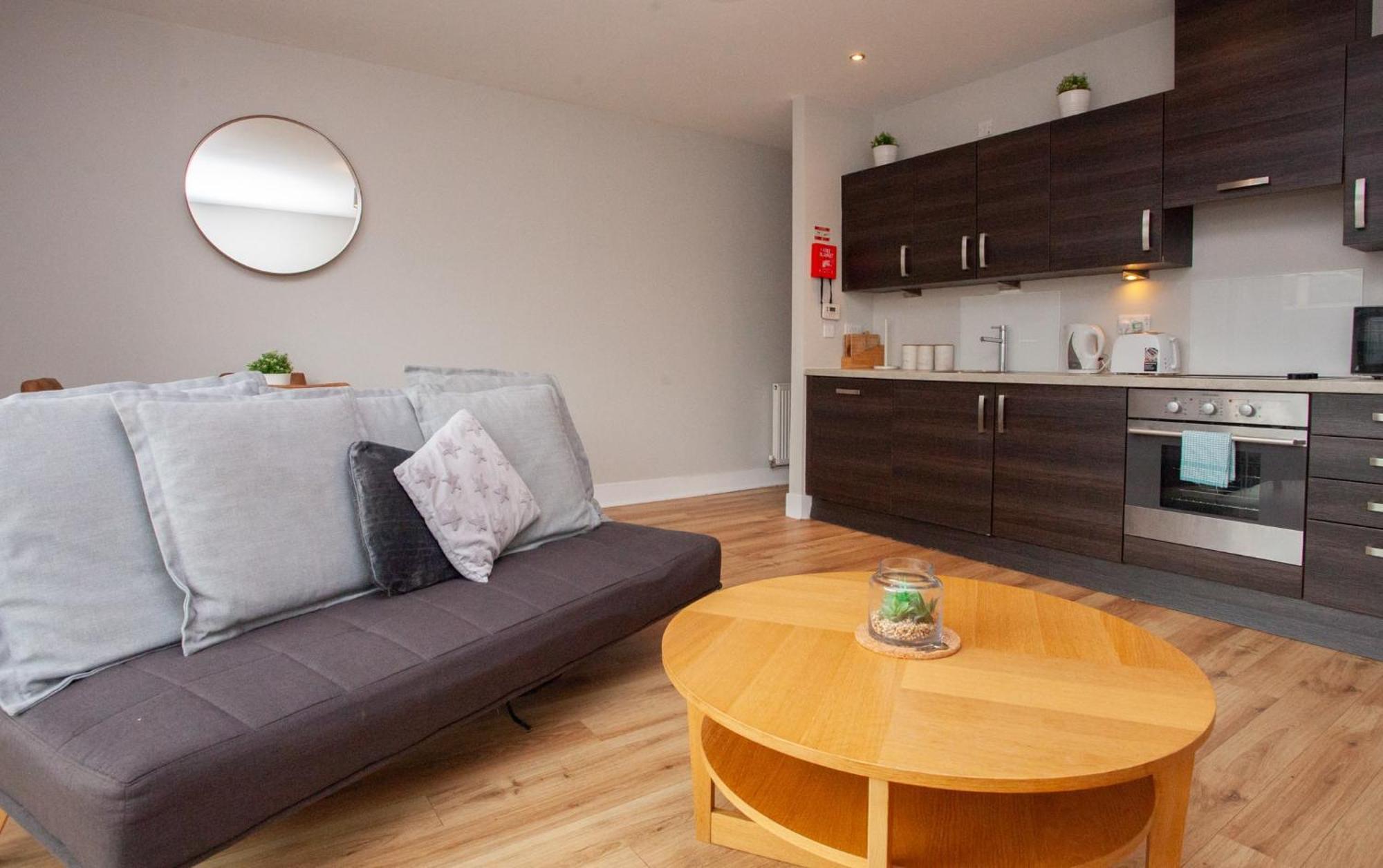 Apartment 1 Bedroom Flat In The Heart Of Merchant Glasgow