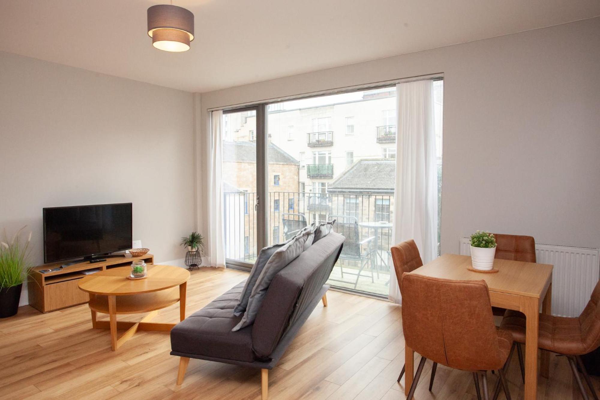 Apartment 1 Bedroom Flat In The Heart Of Merchant Glasgow