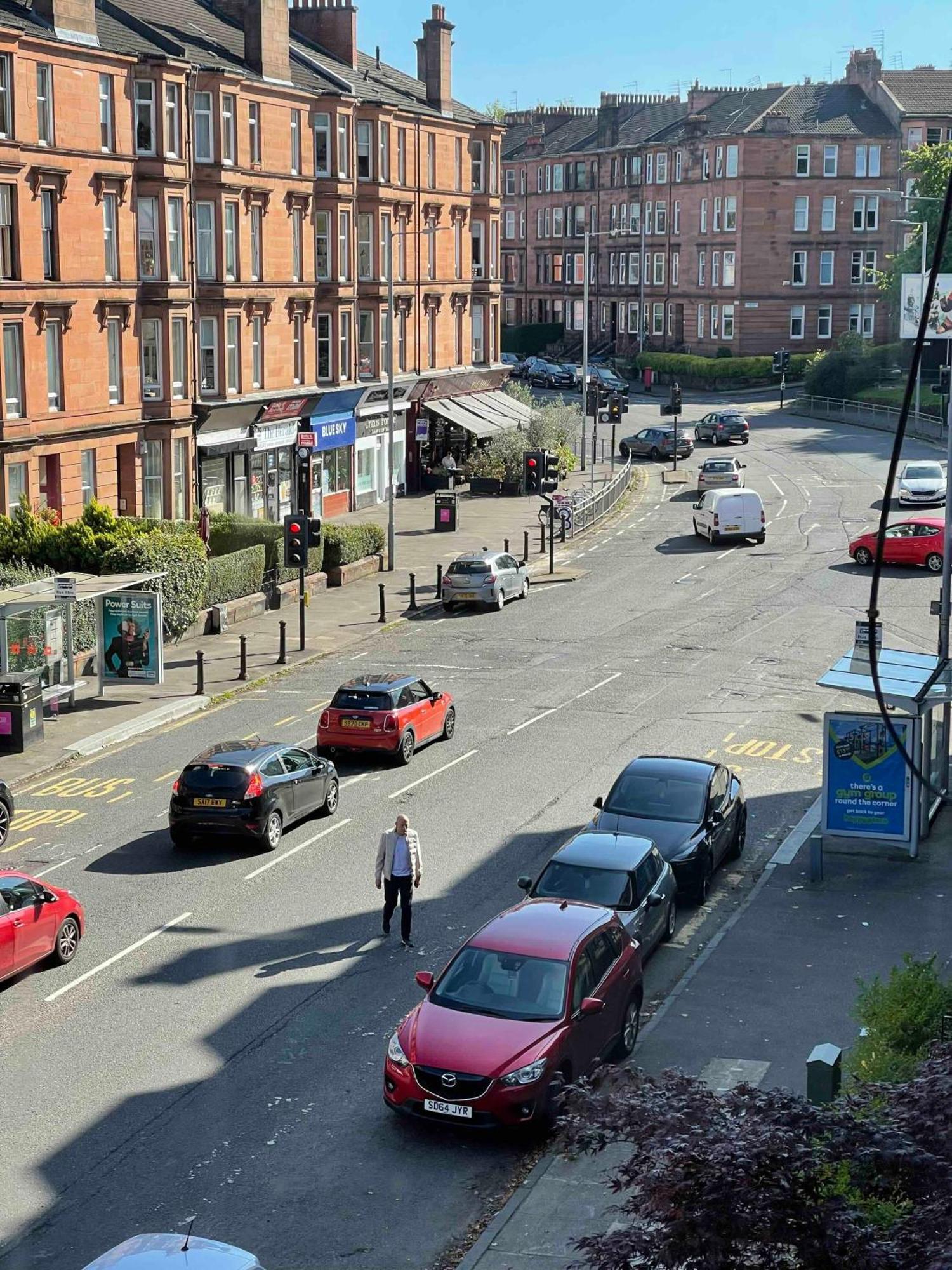 2 Bed West End