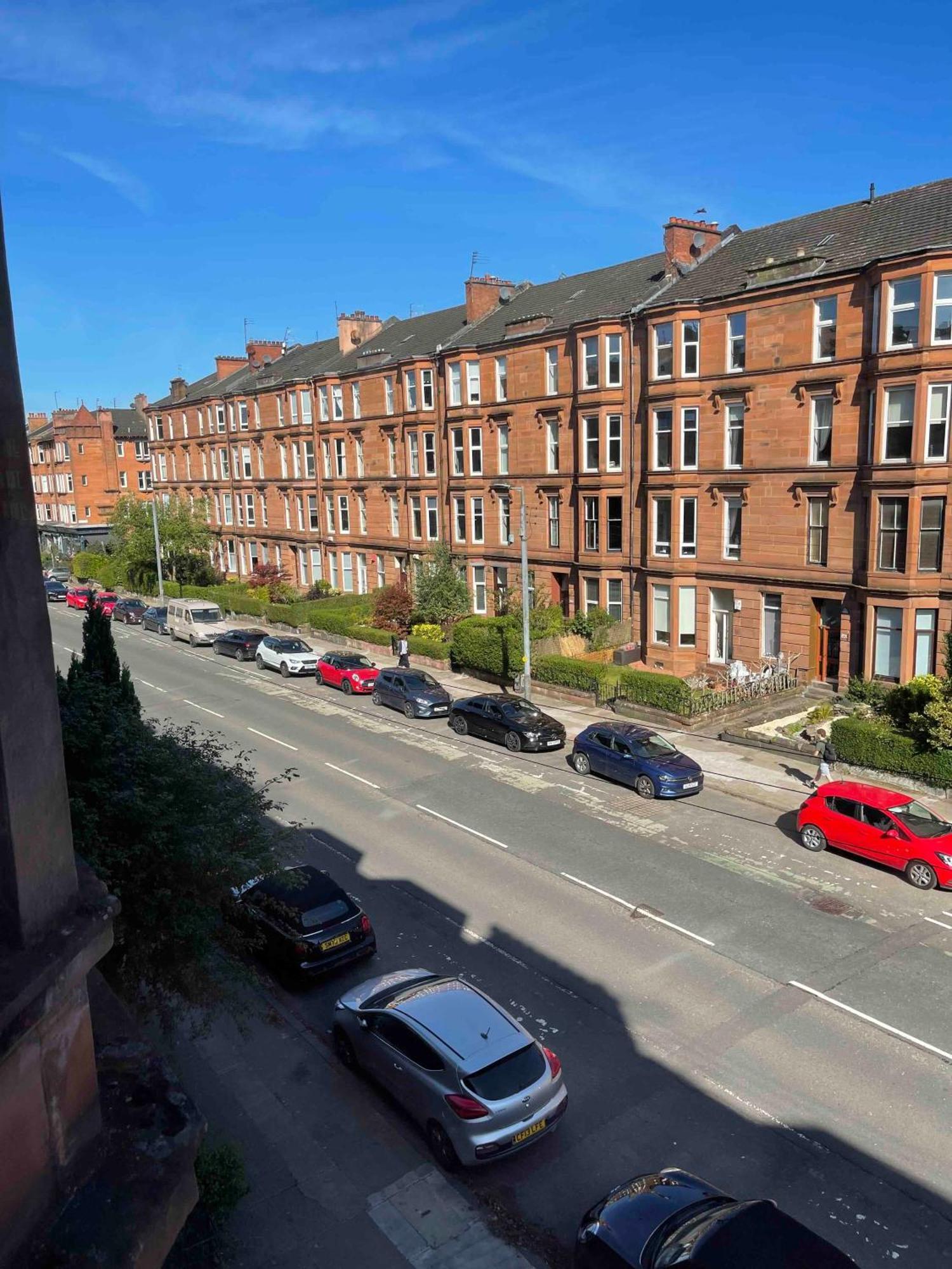 2 Bed West End *