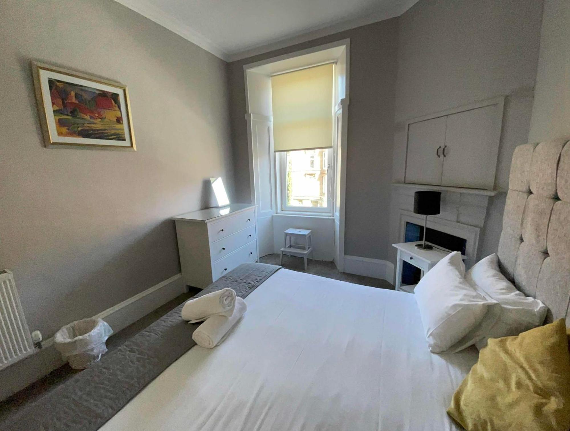 2 Bed West End *