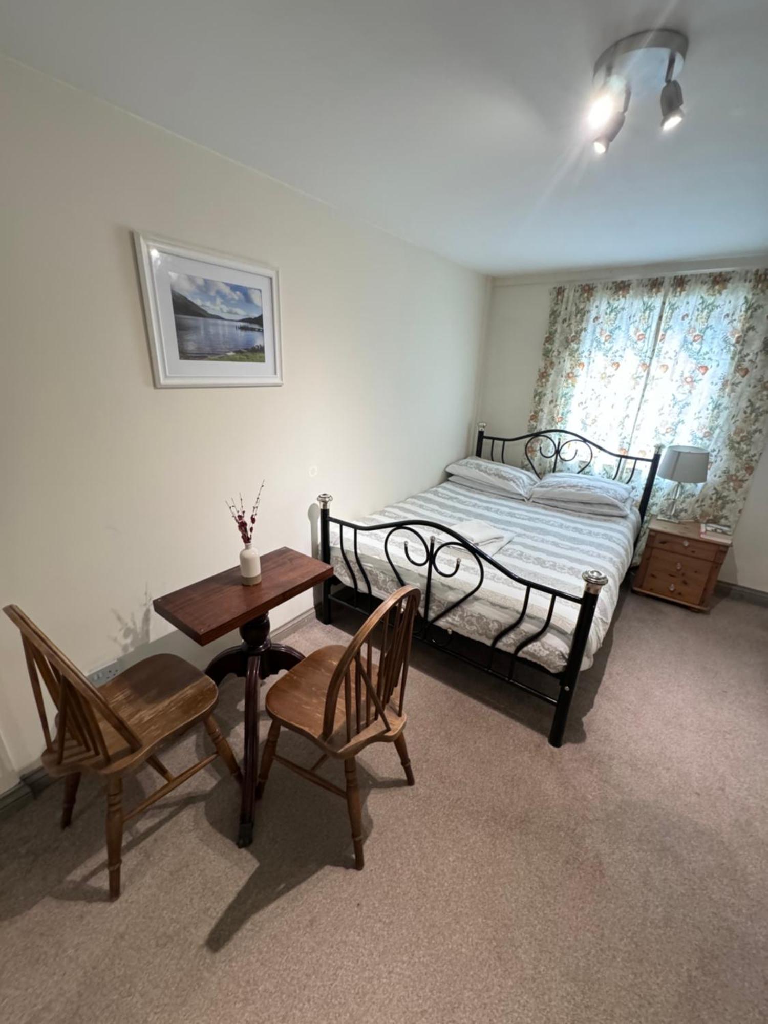 Homestay Cozy With A Comfy Double Bed Glasgow