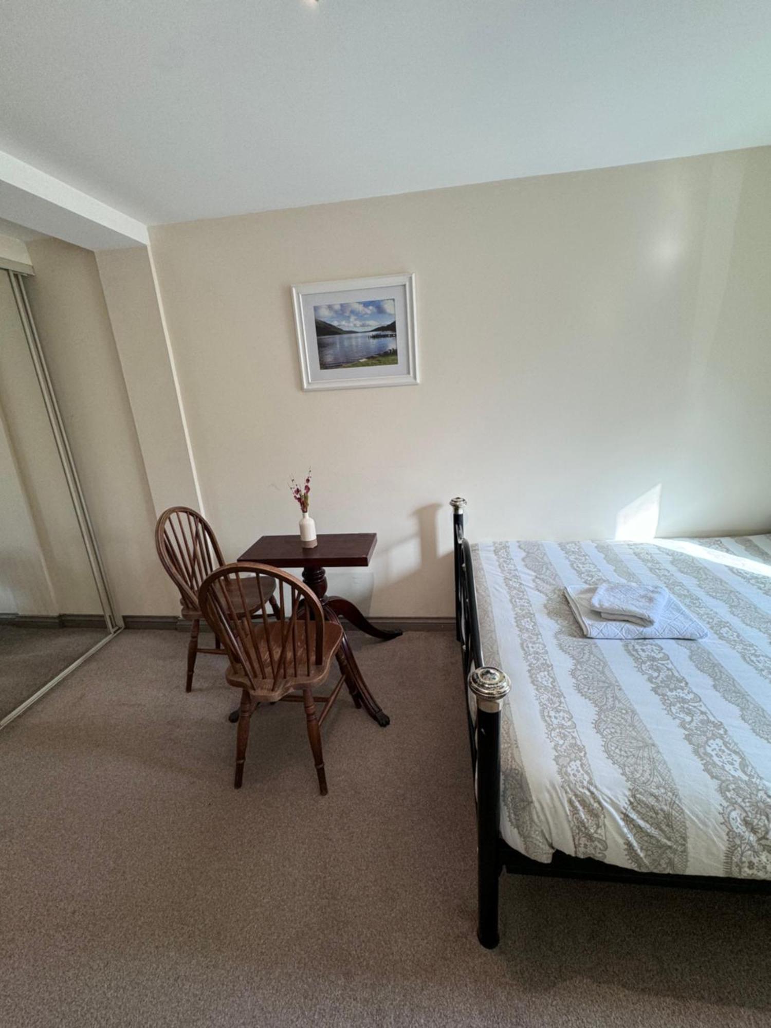 Cozy With A Comfy Double Bed Homestay *