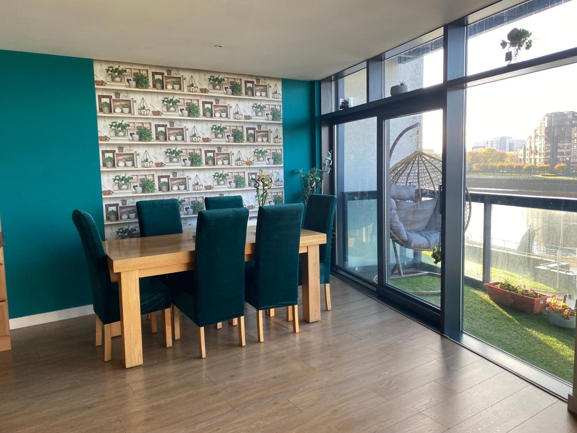 Metropolitan Nest - Easy Walk To Hydro & Secc Center