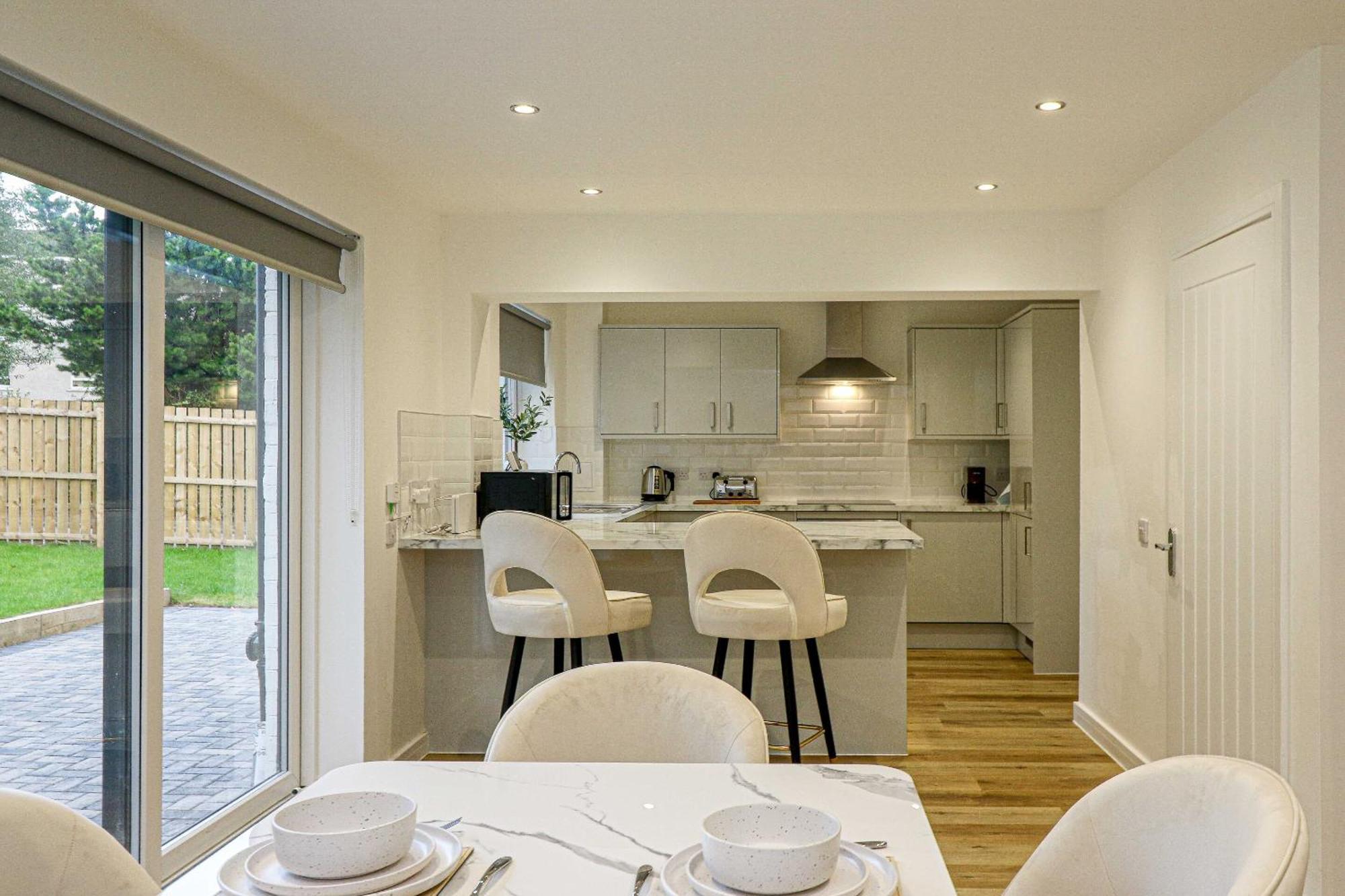 Wyndford Riverside House Holiday home