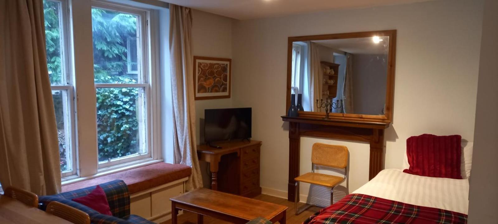 Apartment Newhall